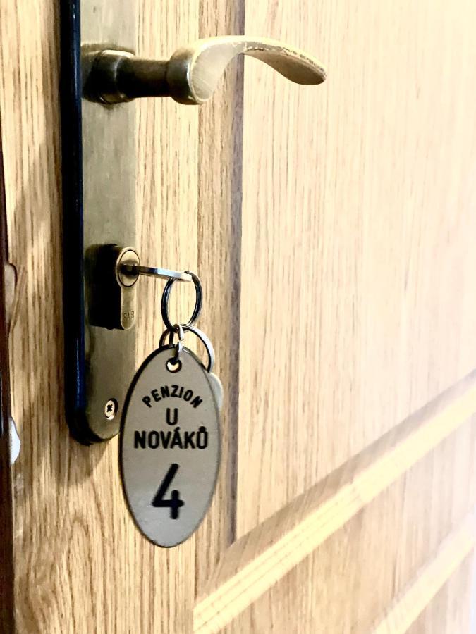 Penzion A Restaurace U Novaku Bítovany المظهر الخارجي الصورة